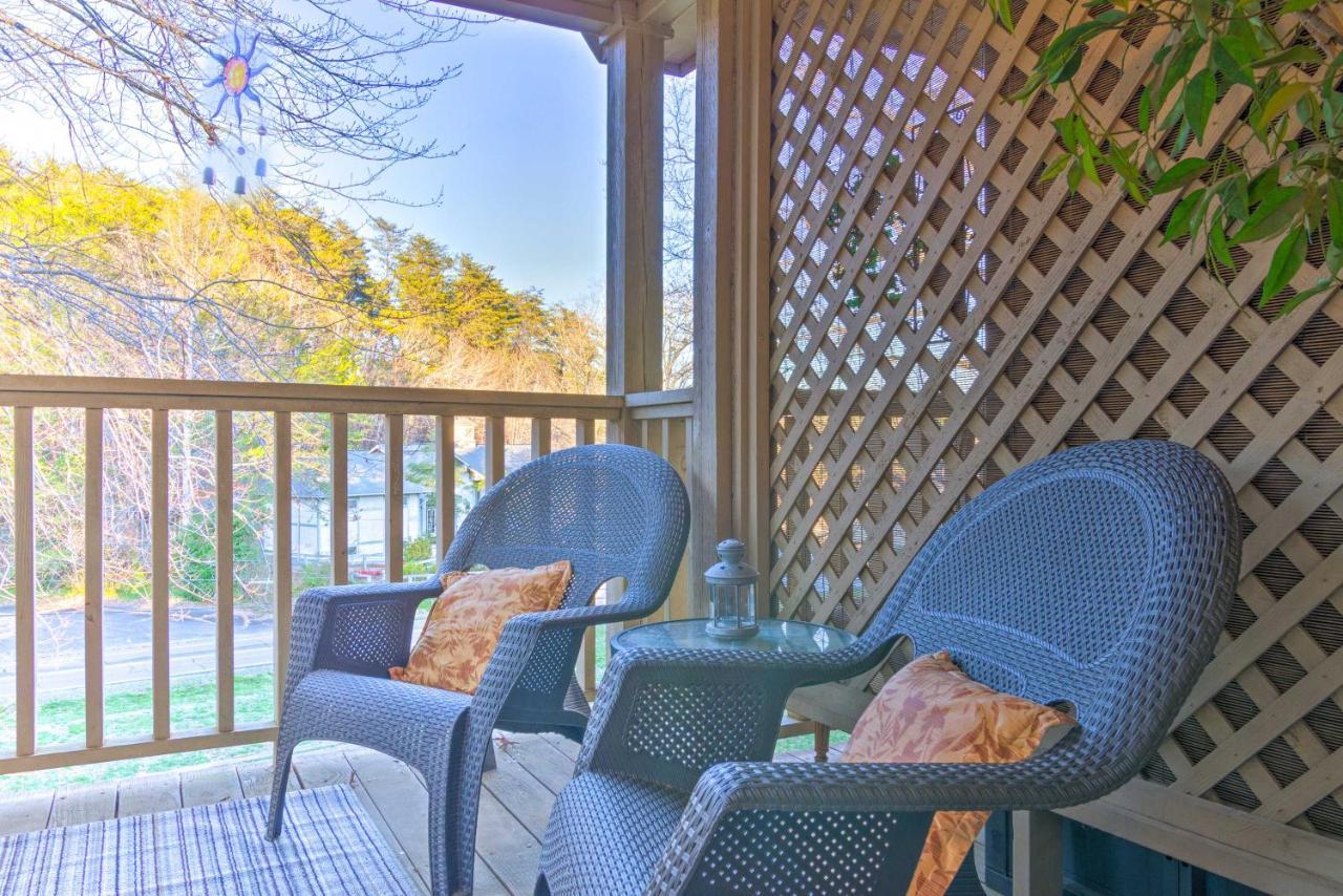 Studio With Resort Amenities 1 Mi To Lake Lure Ngoại thất bức ảnh